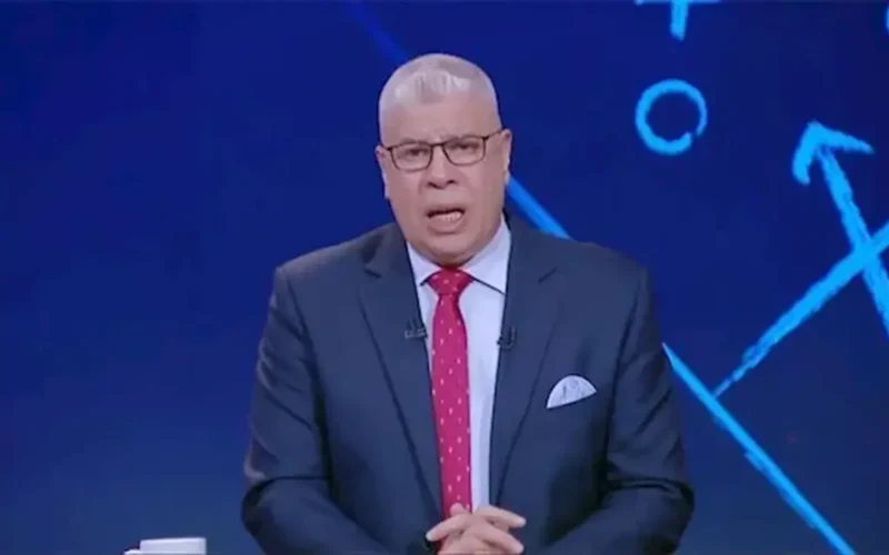 بطل جديد للدوري.. توقعات شوبير تثير الجدل حول موقف النادي الأهلي الصعب